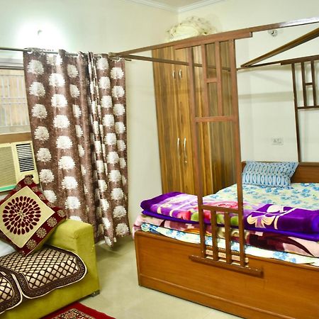 Abhilasha Villa Faridabad Extérieur photo