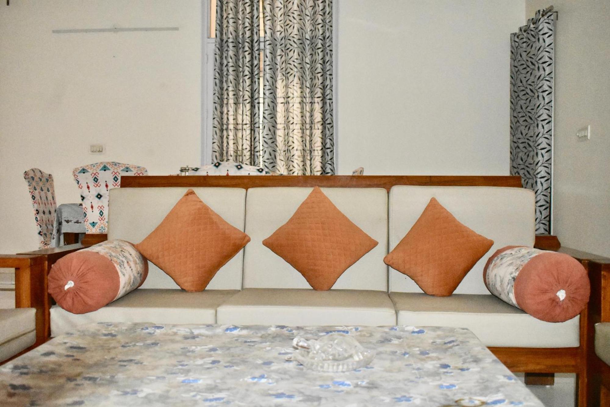 Abhilasha Villa Faridabad Extérieur photo